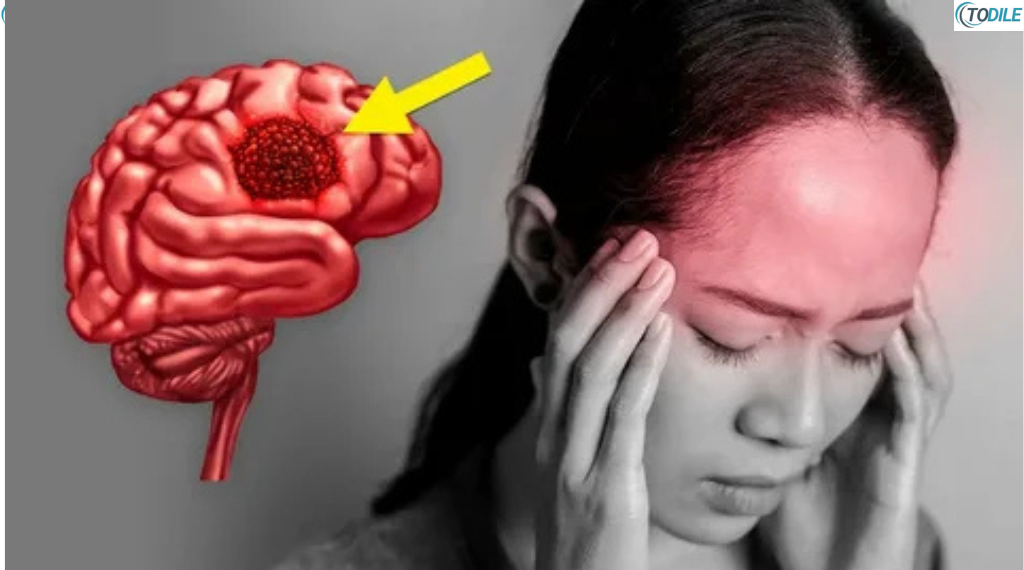 Read more about the article 14 Warning Signs That Cancer May Be Growing in Your Body